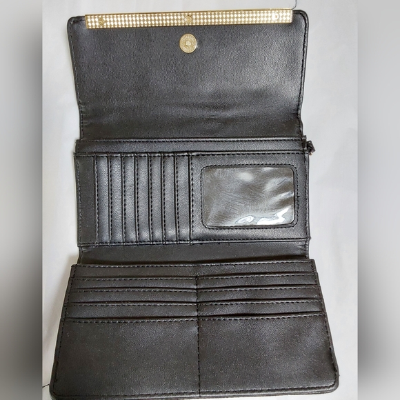 Steve Madden black wristlet - Picture 4 of 6